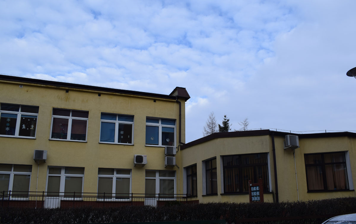 Zespół Niepublicznych Szkół Specjalnych "Krok za krokiem"